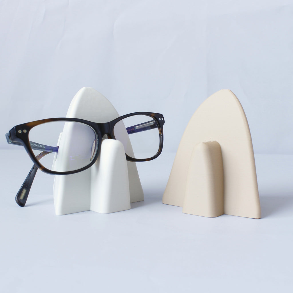 Minimalist Glasses stand