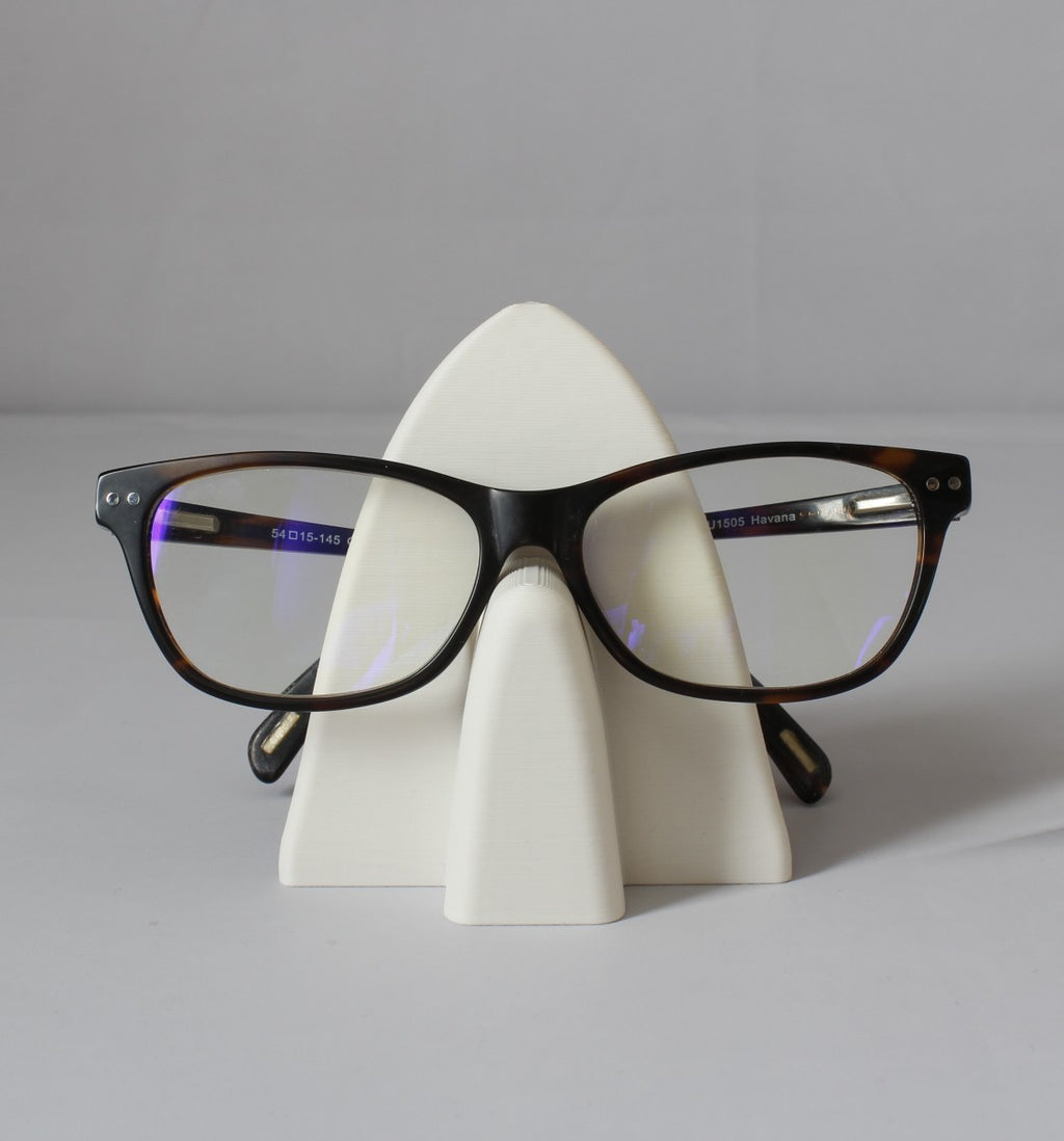 Minimalist Glasses stand
