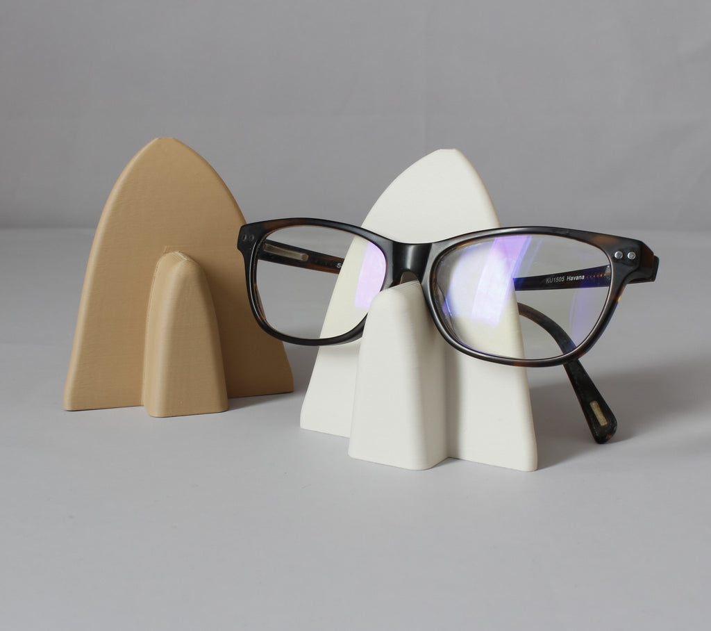 Minimalist Glasses stand